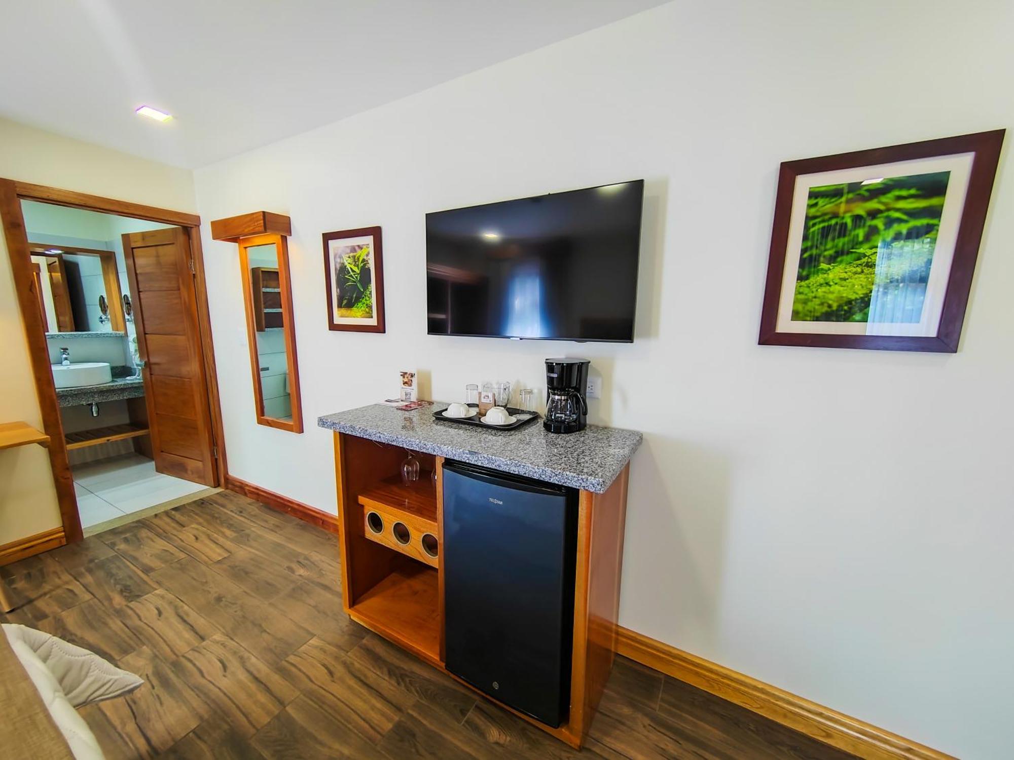 Sibu Boutique Hotel Monteverde Luaran gambar