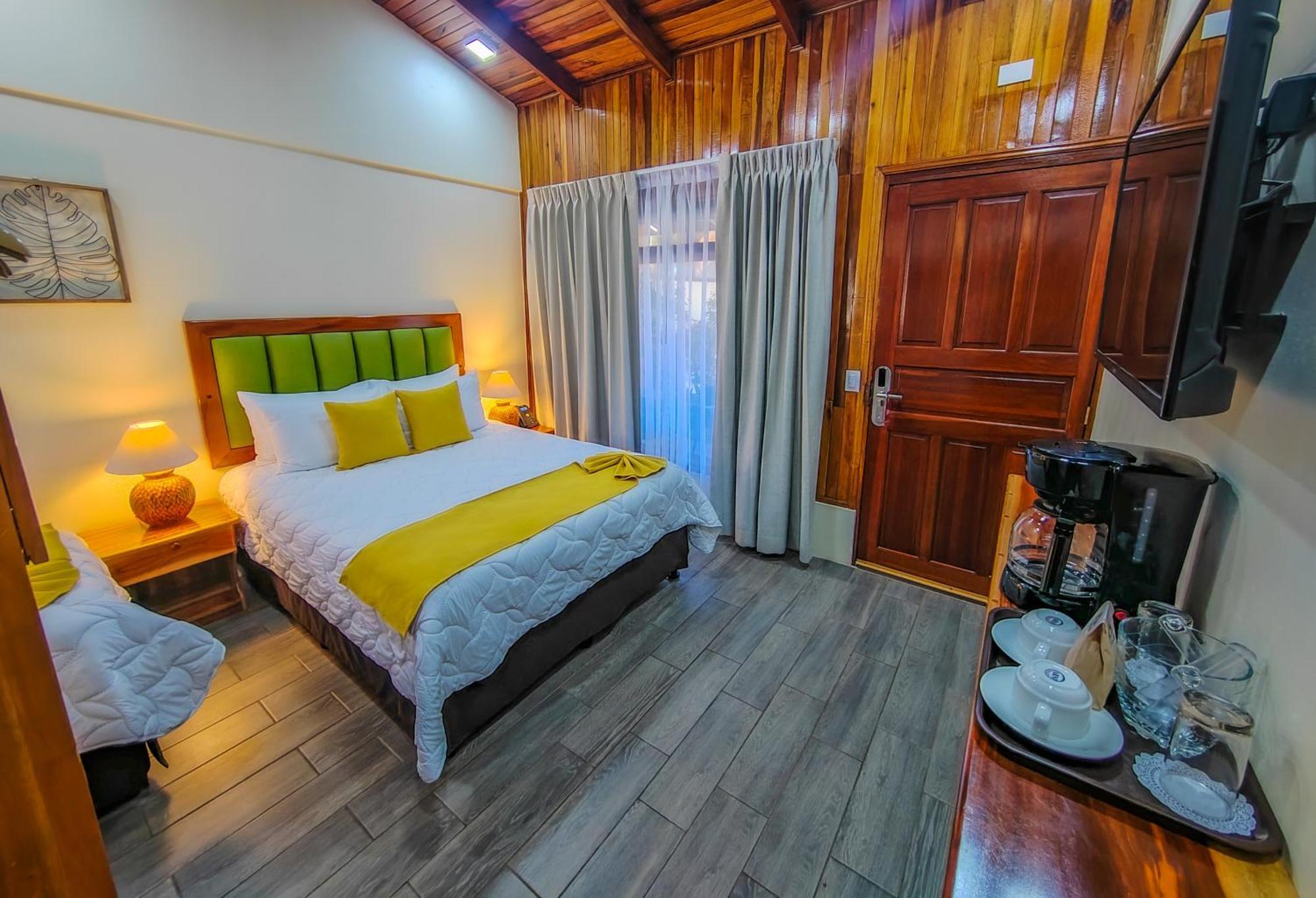 Sibu Boutique Hotel Monteverde Luaran gambar