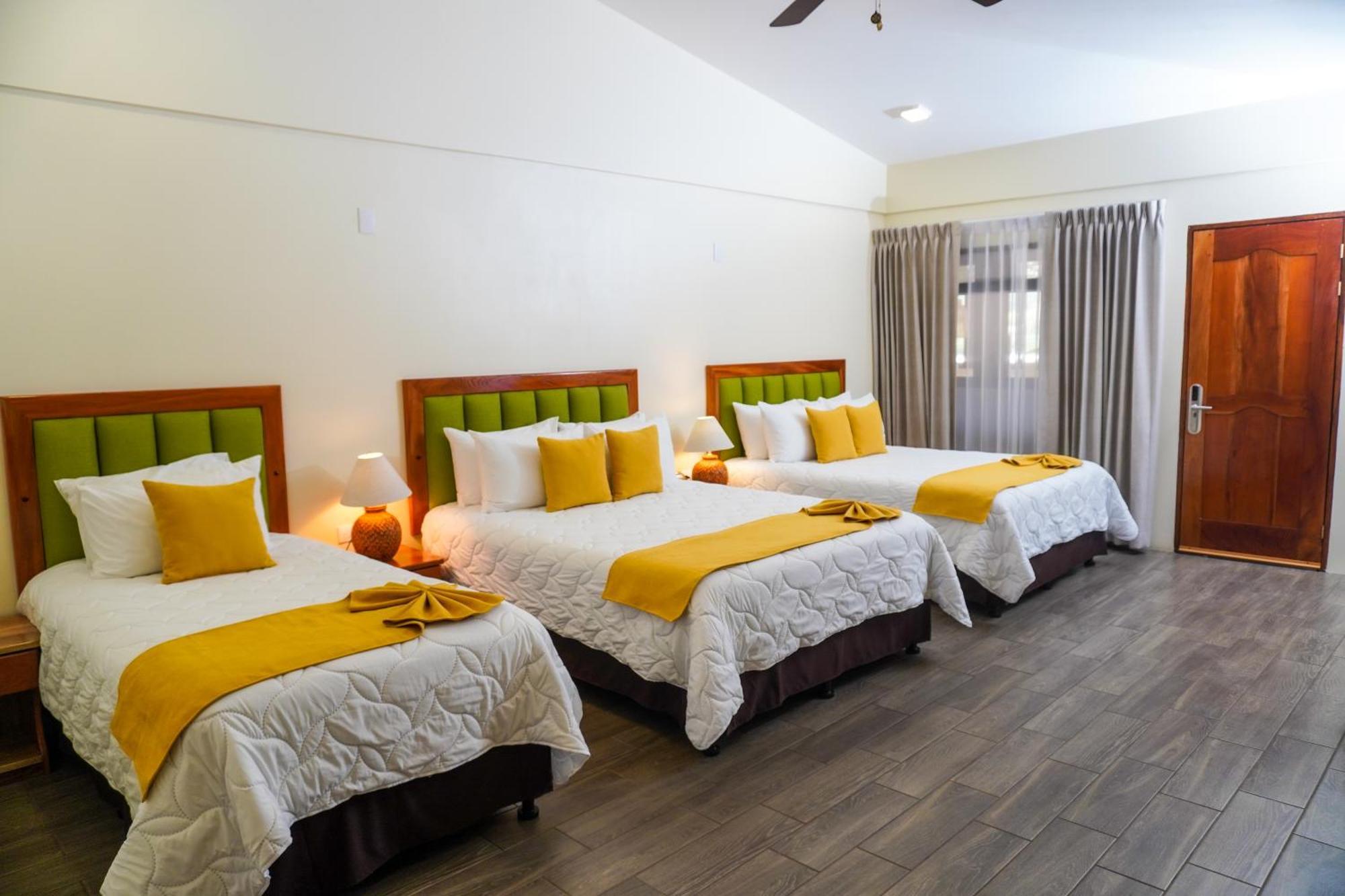 Sibu Boutique Hotel Monteverde Luaran gambar
